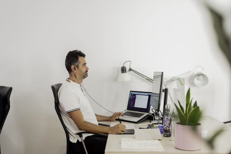 Llum-coworking_76-1-768x512